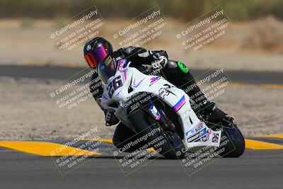 media/Sep-11-2022-SoCal Trackdays (Sun) [[81b7e951af]]/Turn 5 (1110am)/